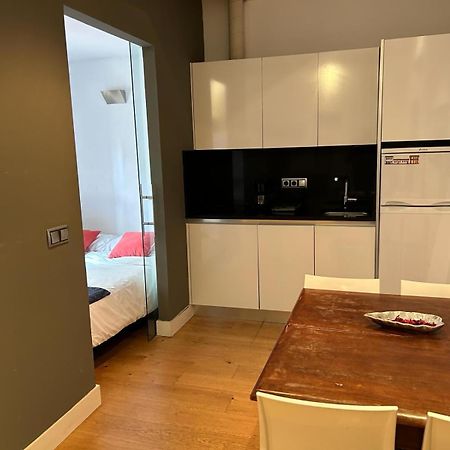 Estudio En Av De America Madrid Extérieur photo